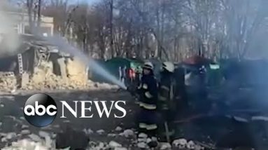 Emergency services respond to strike on residential building in Kyiv l ABC News