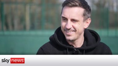 Gary Neville: I'd work for Liverpool over the Tories