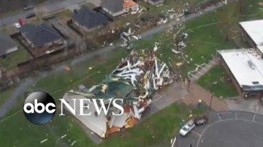 Powerful tornado tears through Springdale, Arkansas