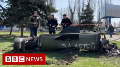 Volodymyr Zelensky blames Russia for deadly attack on Ukrainian railway station - BBC News