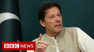 Imran Khan ousted as Pakistan's PM after losing no-confidence vote - BBC News