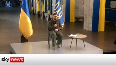 Ukraine war: President Zelenskyy speaks to media in metro station