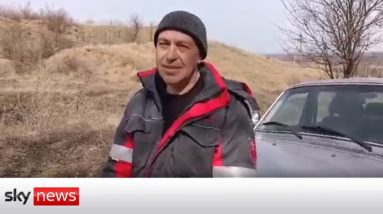 Ukraine war: The man rescuing Ukrainians in Mariupol