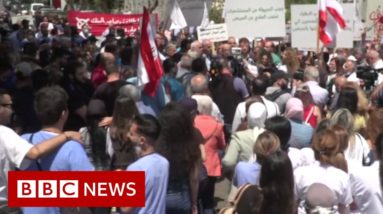 Health workers in Lebanon launch two-day strike over banking restrictions - BBC News