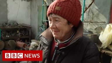 The southern Ukrainian villages holding back the Russians - BBC News