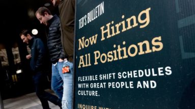 MoneyWatch: First-time unemployment claims decline