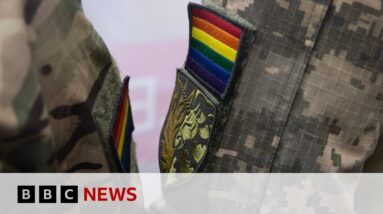 LGBT soldiers on the front line in Ukraine | BBC News