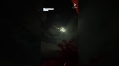 Meteor streaks across sky above Turkey