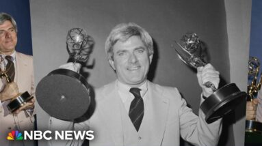 Pioneering talk show host Phil Donahue dies at 88