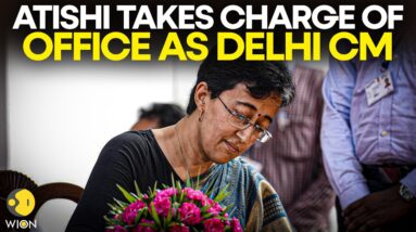 Atishi takes charge of office as Delhi CM | Delhi Govt | Arvind Kejriwal | LIVE