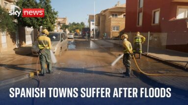 Spain: Abandoned town of Paiporta finally getting back on its feet after floods