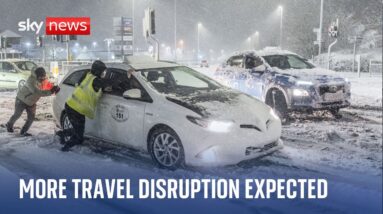 Commuters face snow, ice and freezing rain on return to work