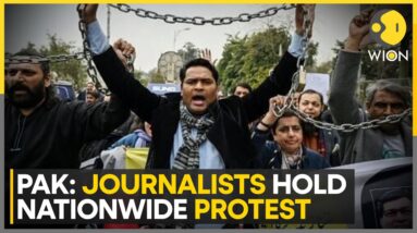 Pakistan Journalists Protest New Social Media Law | World News | WION