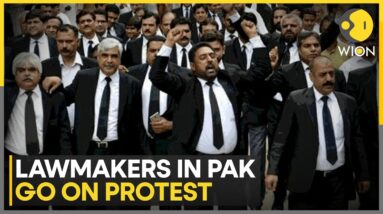 Pakistan: Islamabad Lawmakers Protest Against Judges Transfer | World News | WION